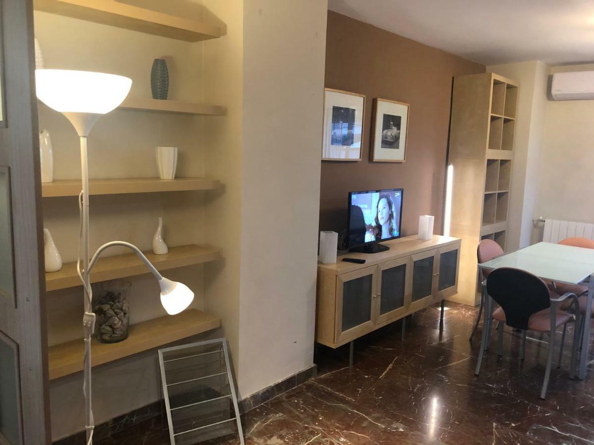 Constitucion Suite Confort D Гранада Екстериор снимка
